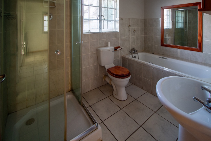 5 Bedroom Property for Sale in Middelpos Northern Cape